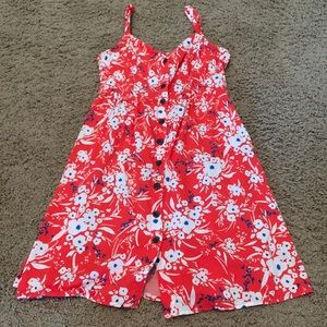 Red white and blue floral dress! Button detail.